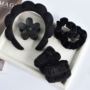 Elegant Black Women's Accessory Set